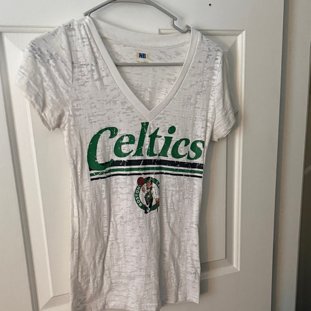 NBA White and Green Celtics Short Sleeve Tee